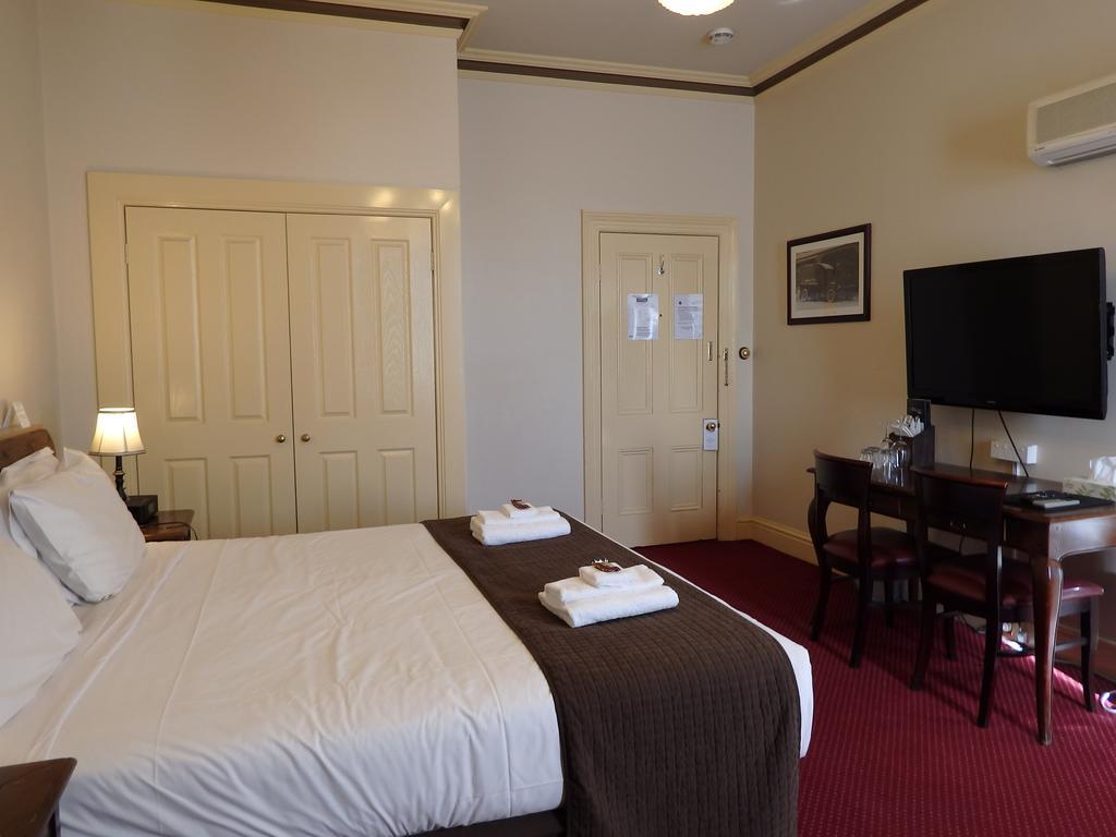The Glenferrie Hotel Готорн Екстер'єр фото