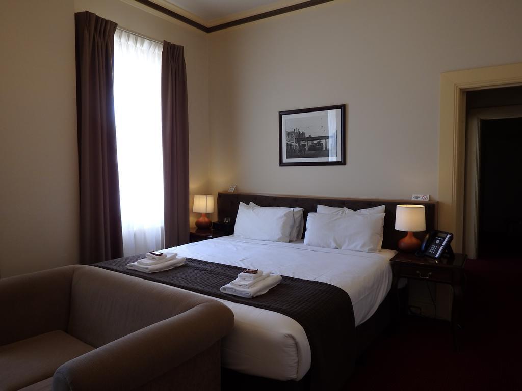 The Glenferrie Hotel Готорн Екстер'єр фото