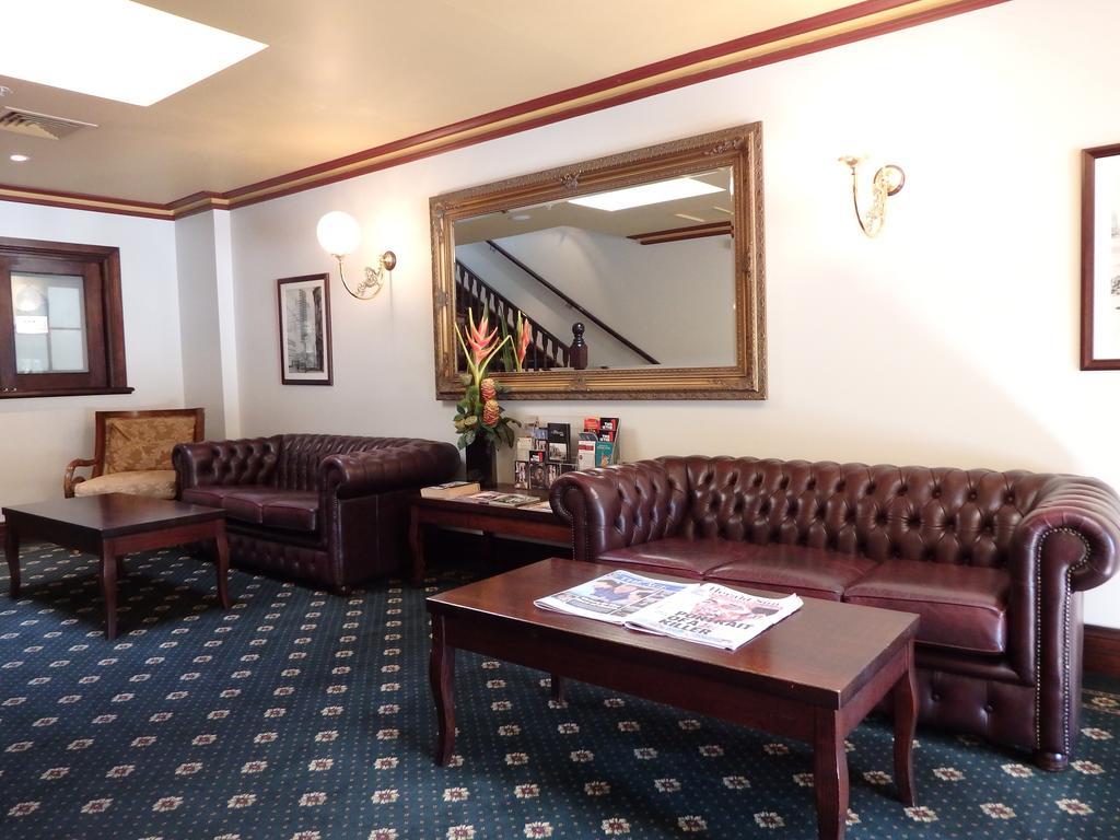 The Glenferrie Hotel Готорн Екстер'єр фото