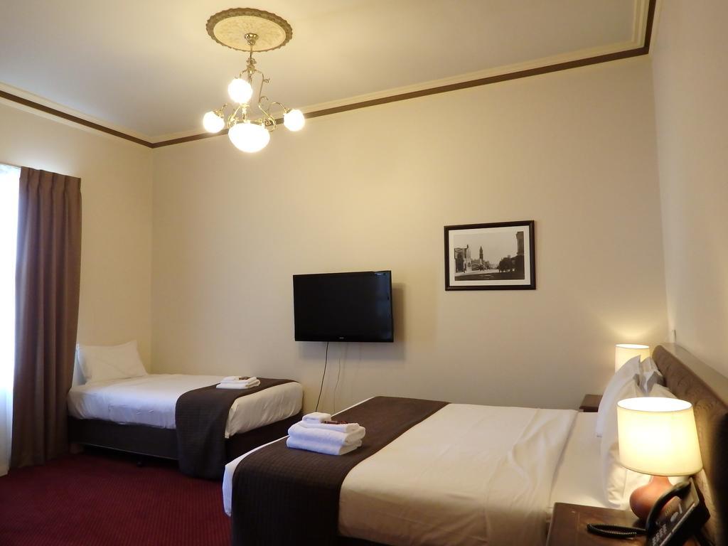 The Glenferrie Hotel Готорн Екстер'єр фото