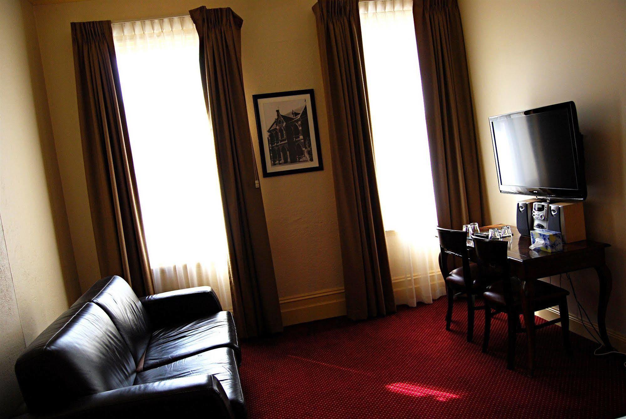 The Glenferrie Hotel Готорн Екстер'єр фото