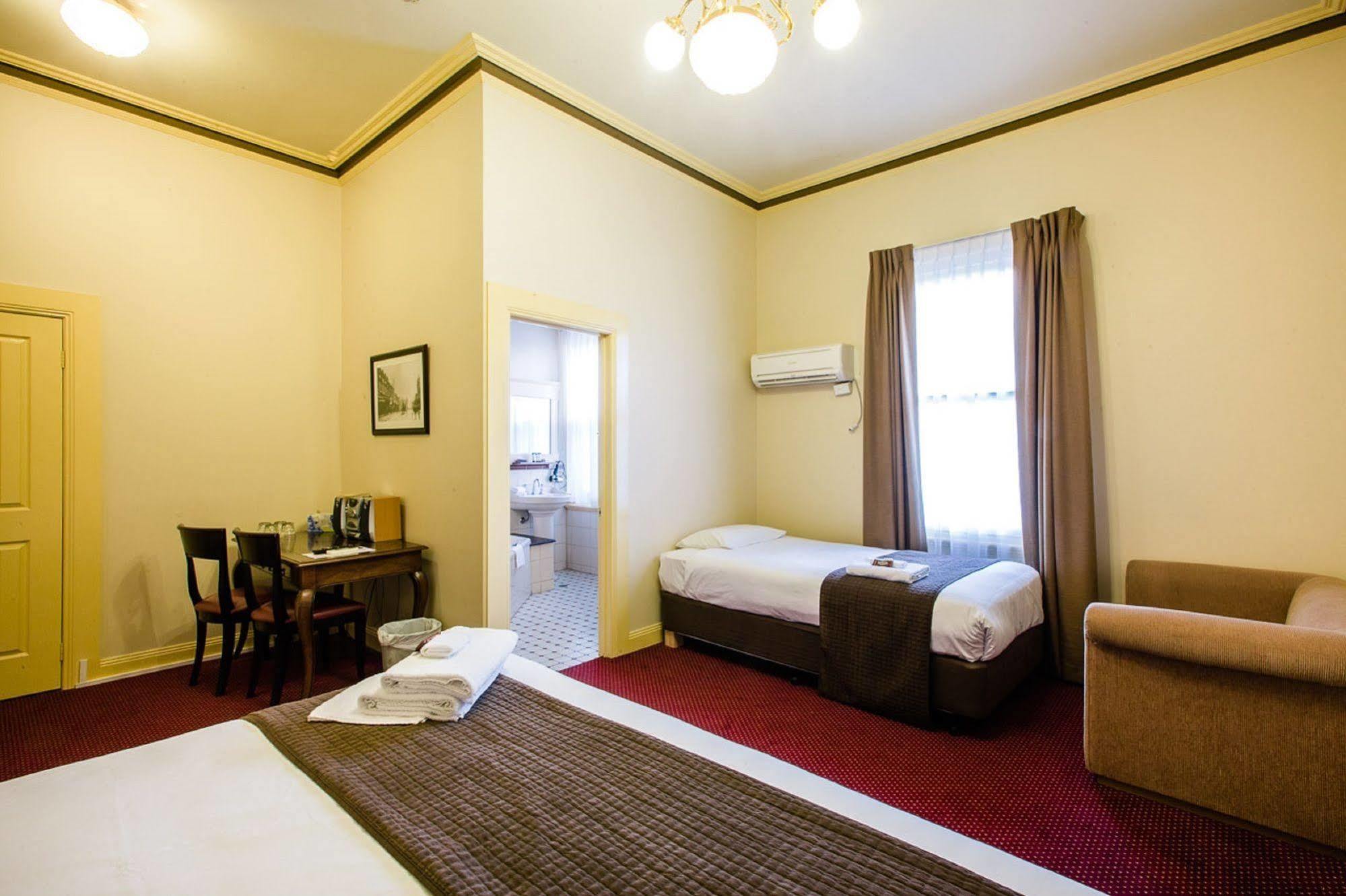 The Glenferrie Hotel Готорн Екстер'єр фото